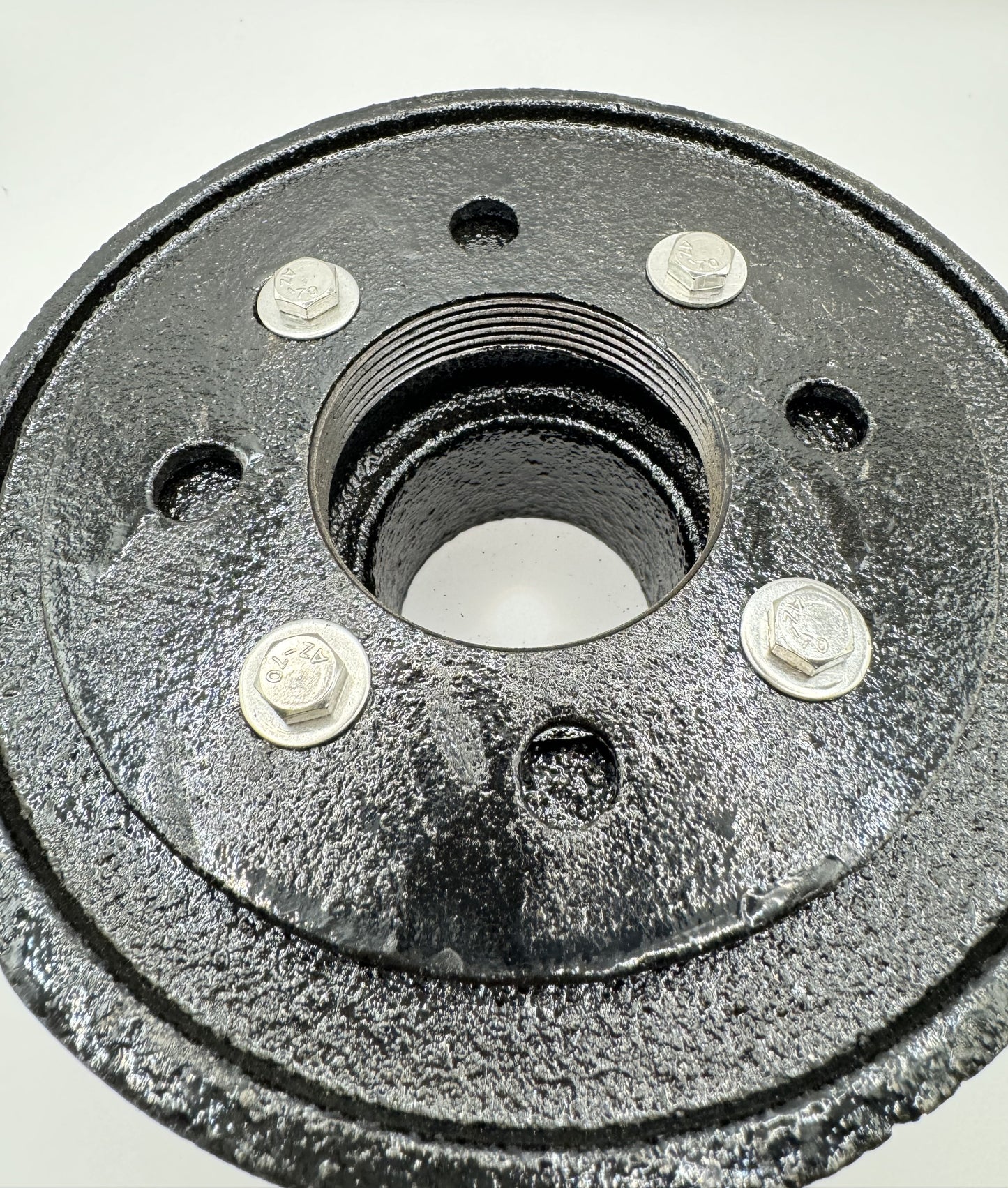 4x2" Cast Iron Floor Drain – Magnum Plumbing Wholesale | UPC certified fitting for ABS/DWV plumbing systems