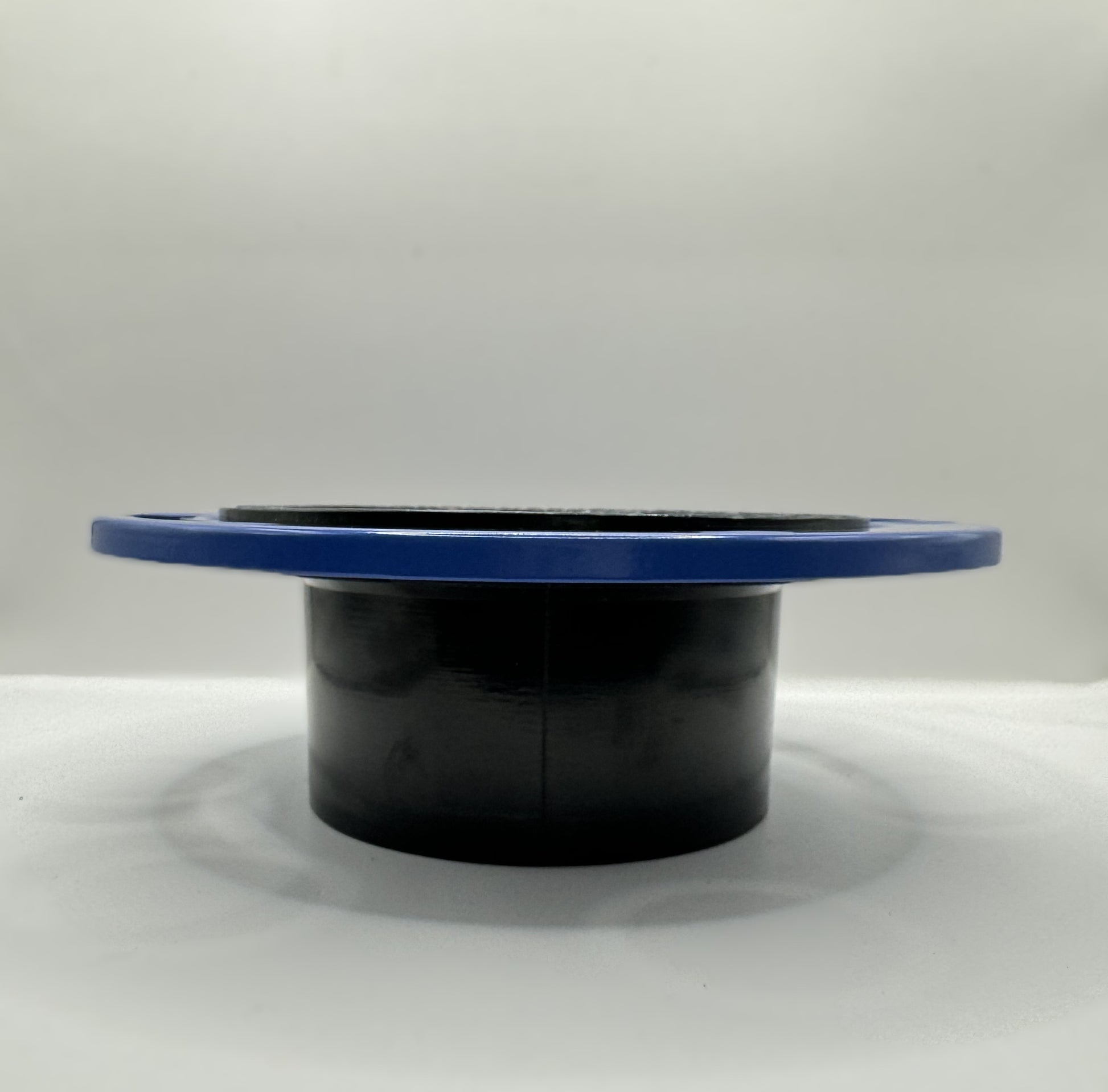 4X3 Closet Flange with Cap – Magnum Plumbing Wholesale | UPC certified fitting for ABS/DWV plumbing systems