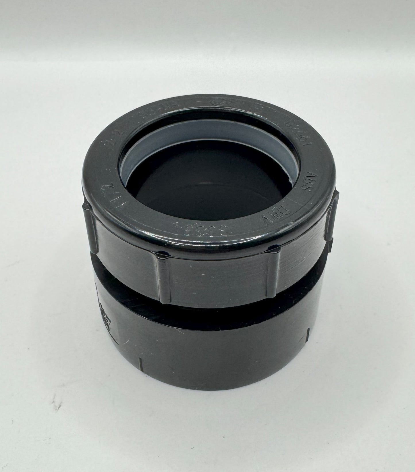 ABS Trap Adapter Female – Magnum Plumbing Wholesale | UPC certified fitting for ABS/DWV plumbing 
